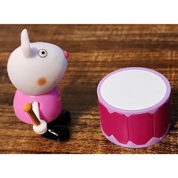 Jazwares Suzy Sheep Music Themed Action Figure 2.5” with Drums (2003) - HTF - Picture 4 of 5